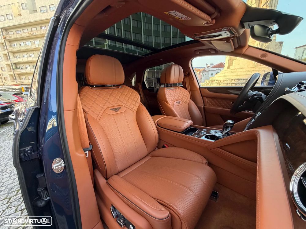 Bentley Bentayga V8 - 8