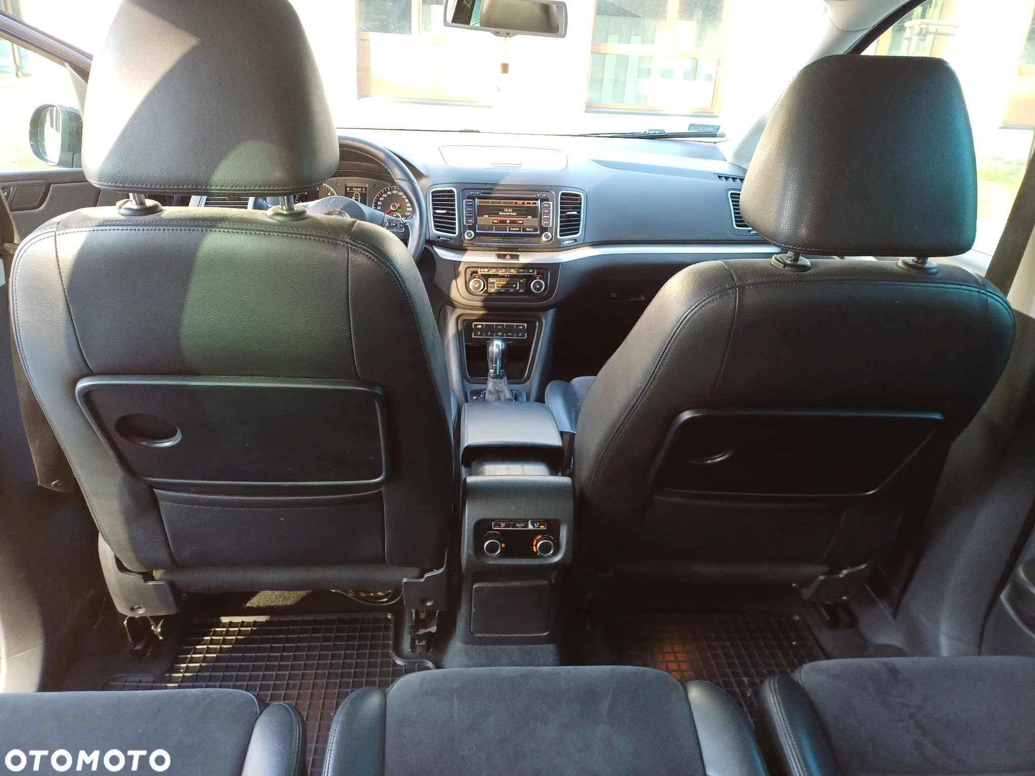 Volkswagen Sharan - 10