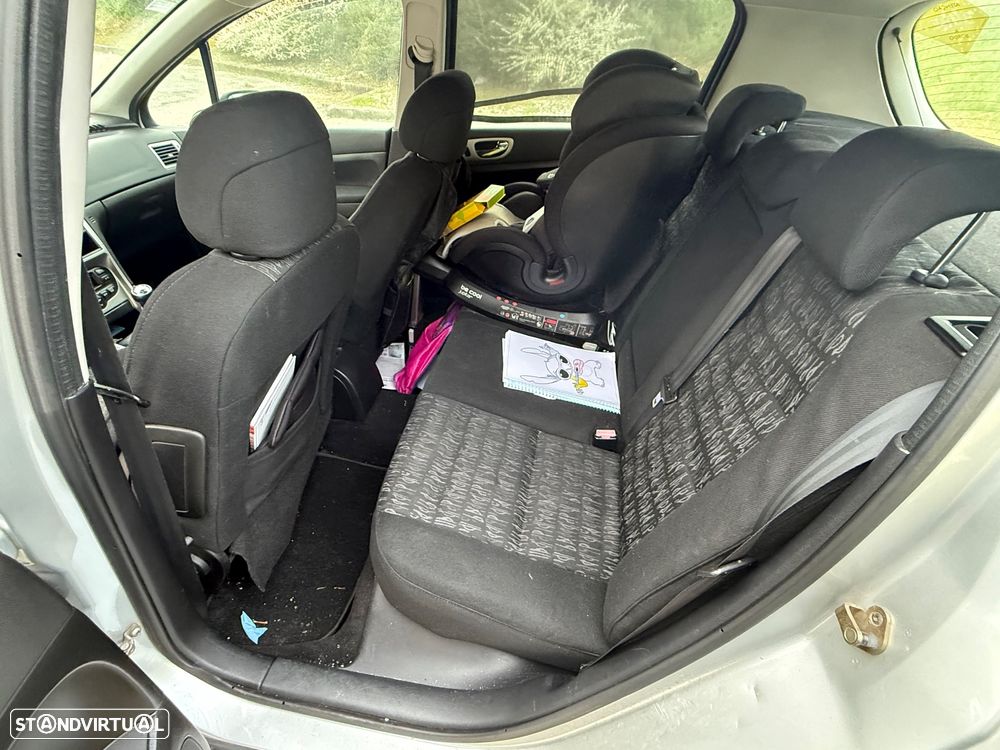 Peugeot 307 1.6 HDi Premium - 6