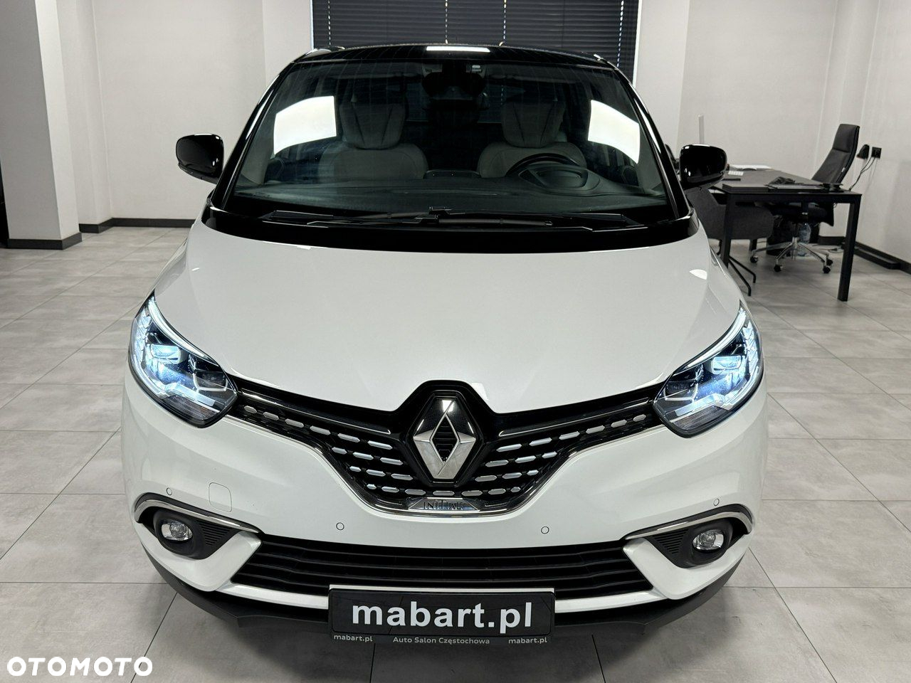 Renault Scenic ENERGY dCi 130 INITIALE PARIS - 8