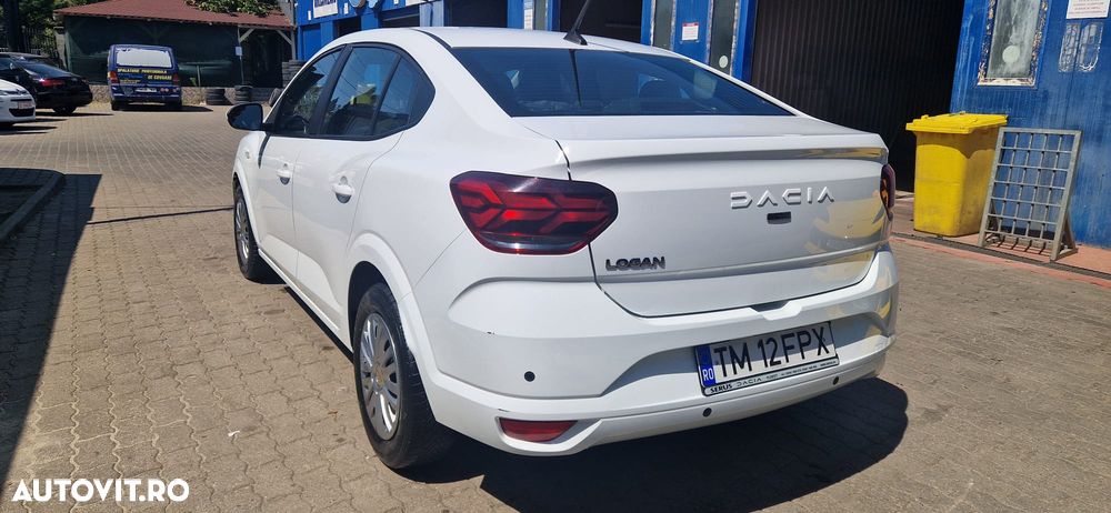 Dacia Logan TCe 90 MT6 Prestige+ - 8