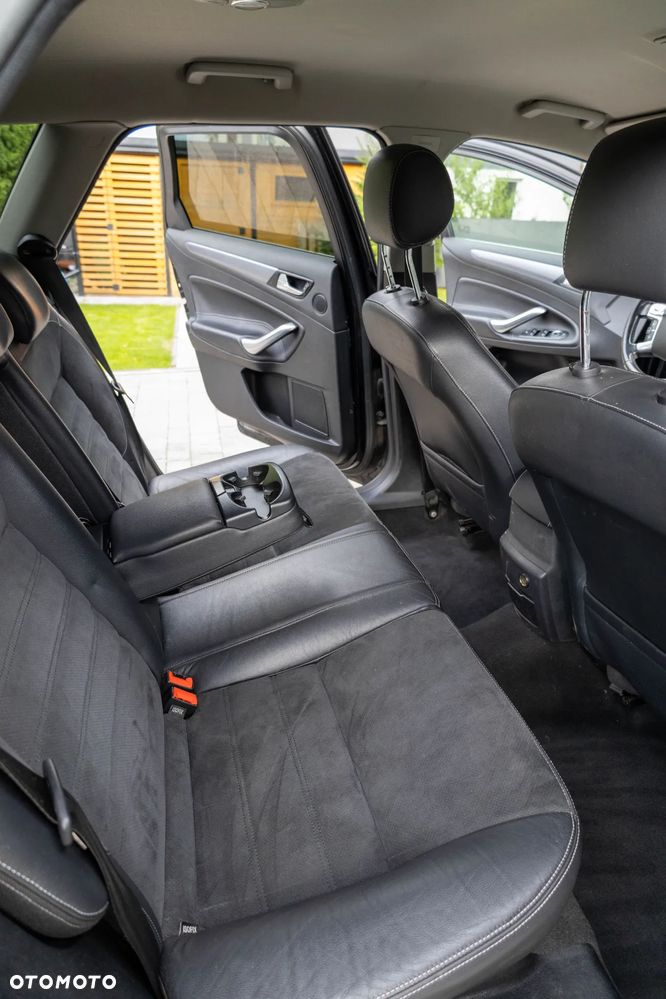 Ford Mondeo 1.6 TDCi ECOnetic Start-Stopp Ambiente - 18