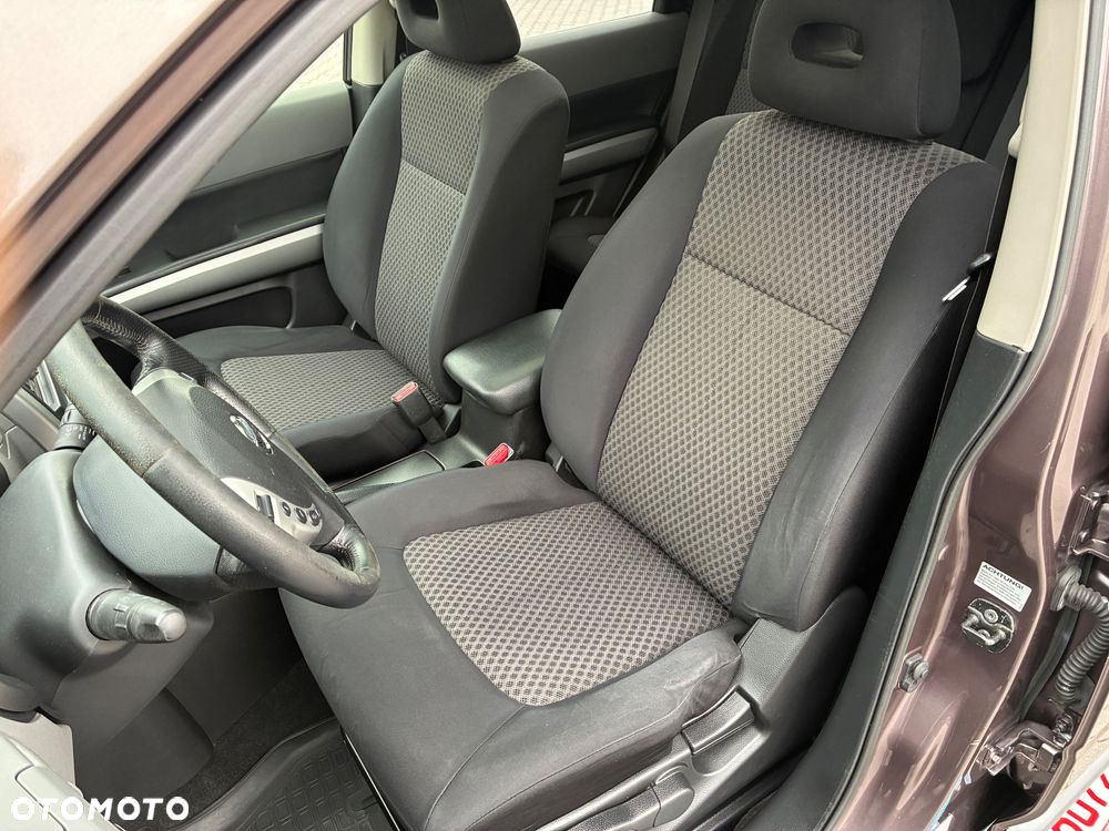 Nissan X-Trail - 11
