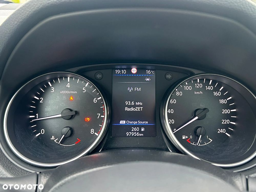 Nissan Qashqai 1.3 DIG-T N-Connecta - 27