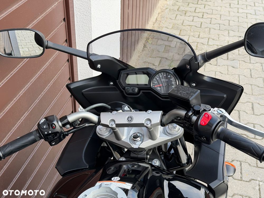 Yamaha FZ6 - 24