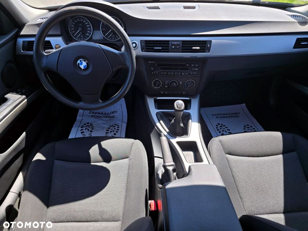 BMW Seria 3 - 18