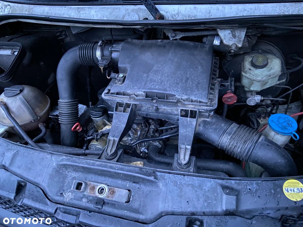 Mercedes-Benz Sprinter - 18