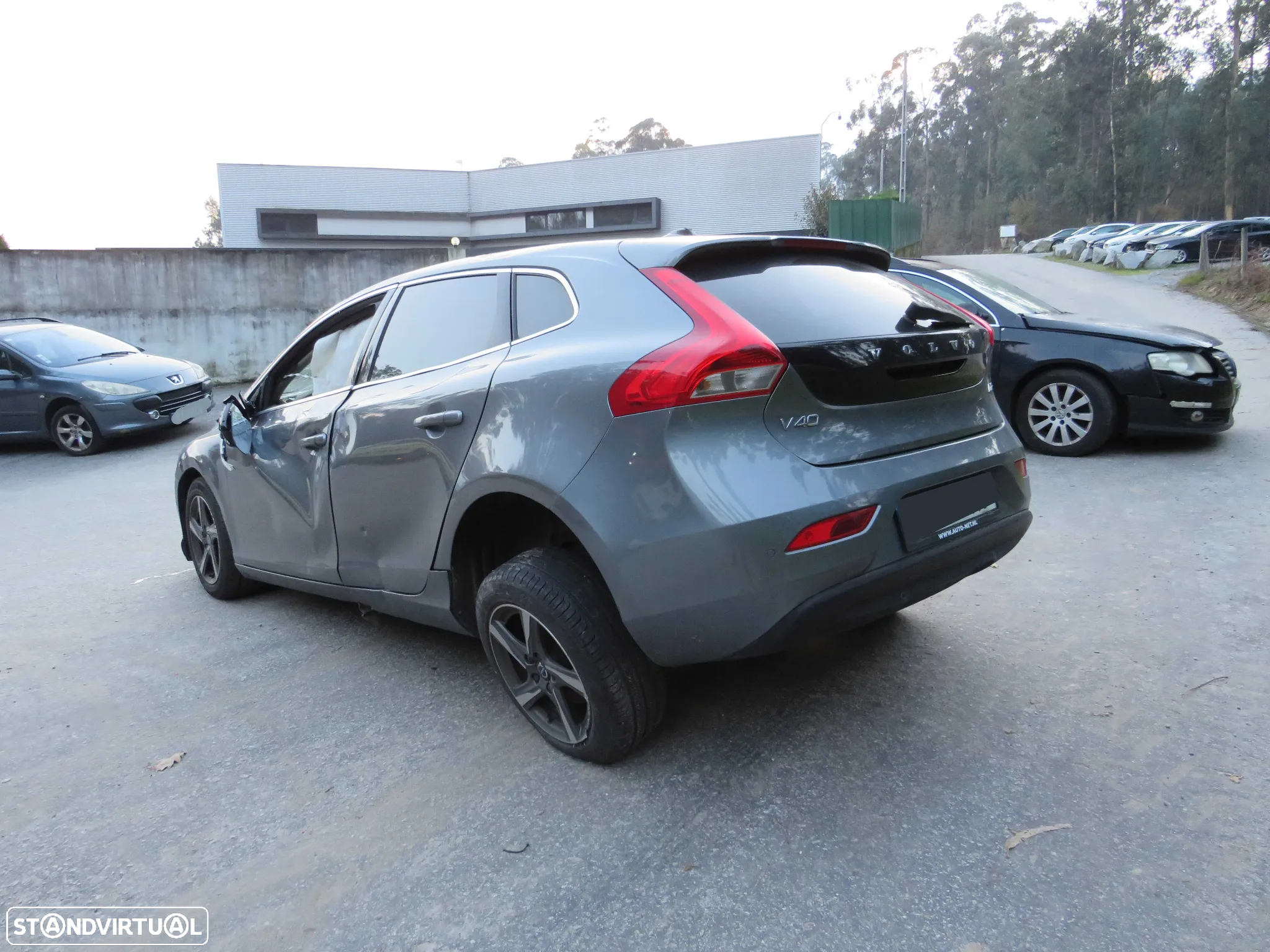 Volvo V40 1.6 D2 (114cv) de 2020 - Peças Usadas (8123) - 3