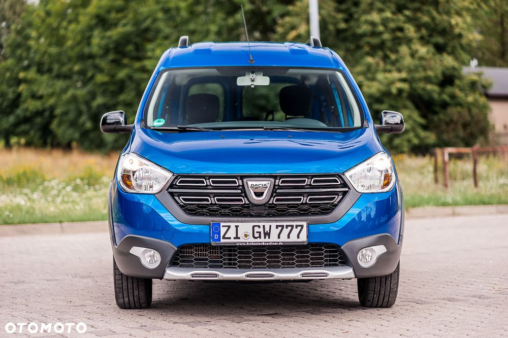 Dacia Dokker TCe 115 Stepway Celebration - 13