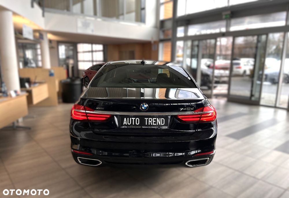BMW Seria 7 740d xDrive - 6