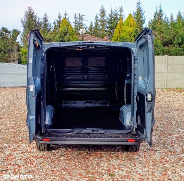 Renault TRAFIC - 9