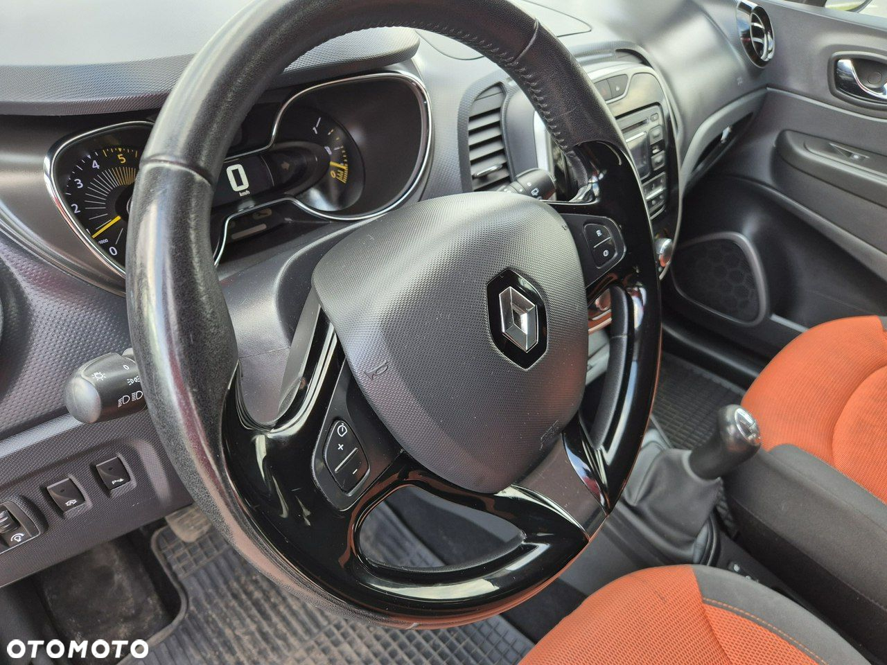 Renault Captur - 12