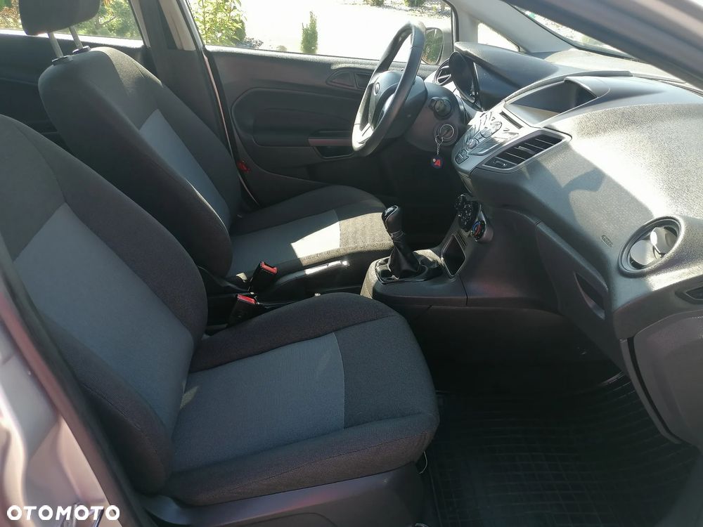 Ford Fiesta 1.25 Silver X (Ambiente) EU6 - 13