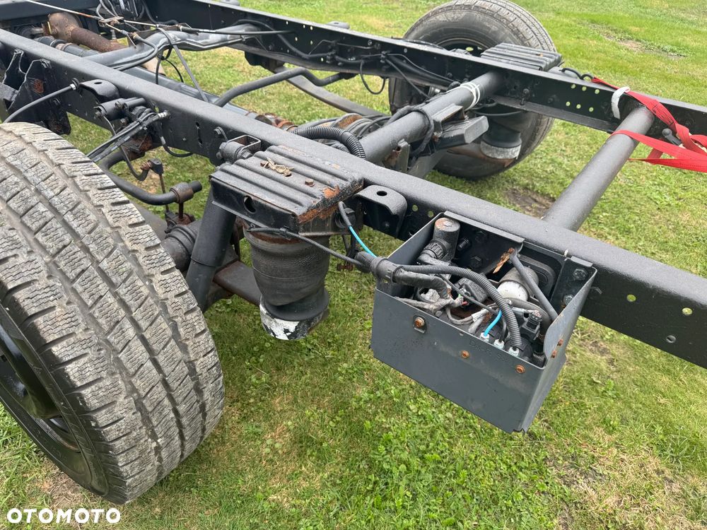 Iveco Daily 35S-210 Hi-Matic - 28