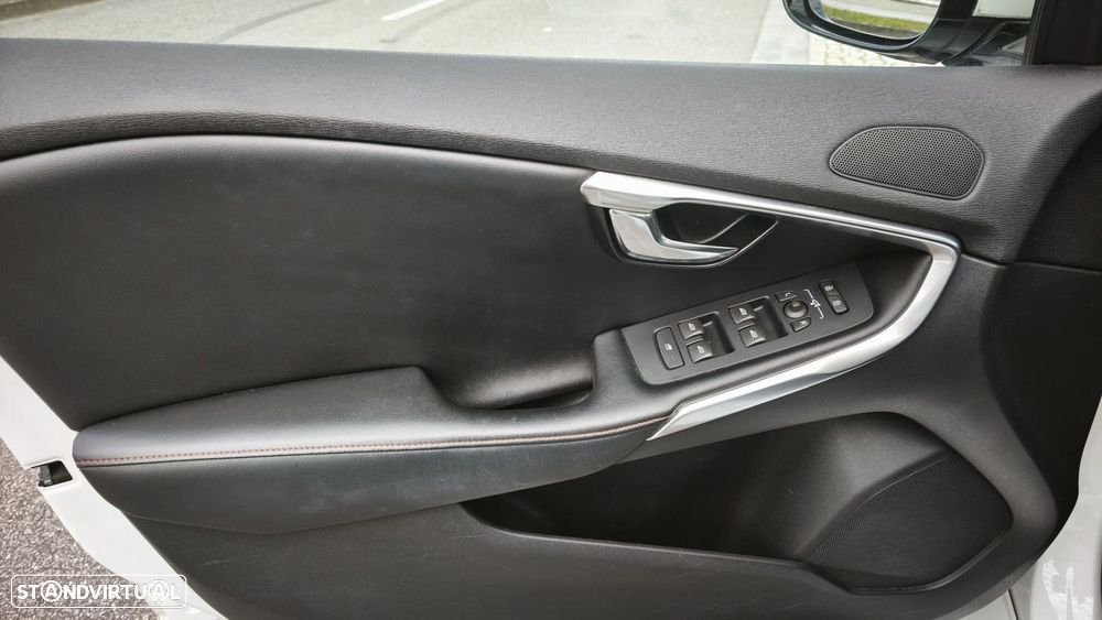 Volvo V40 2.0 D2 Volvo Ocean Race - 40
