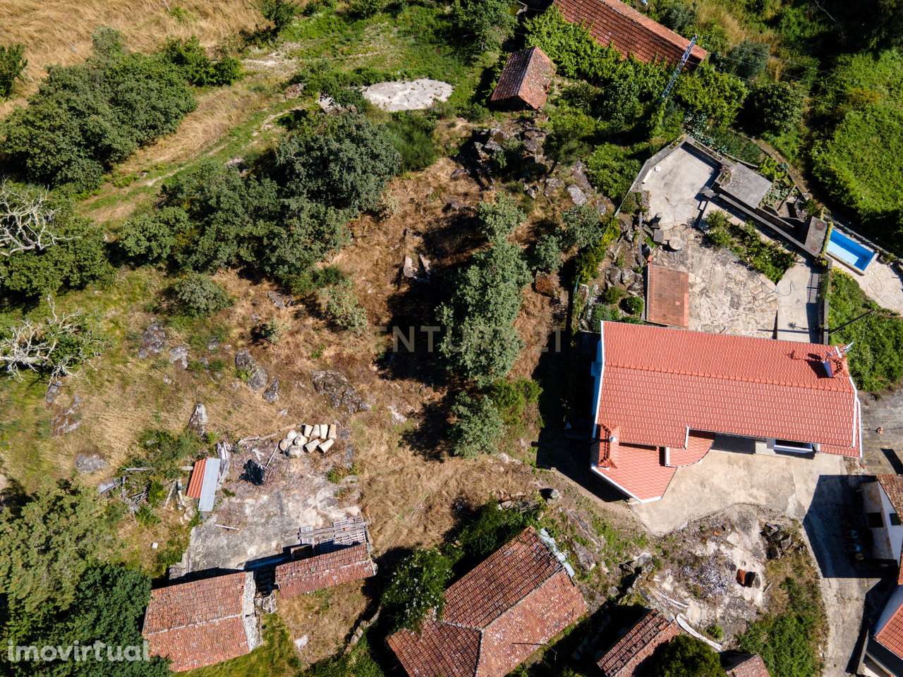 Terreno na aldeia preservada de Fandinhães - Grande imagem: 5/9