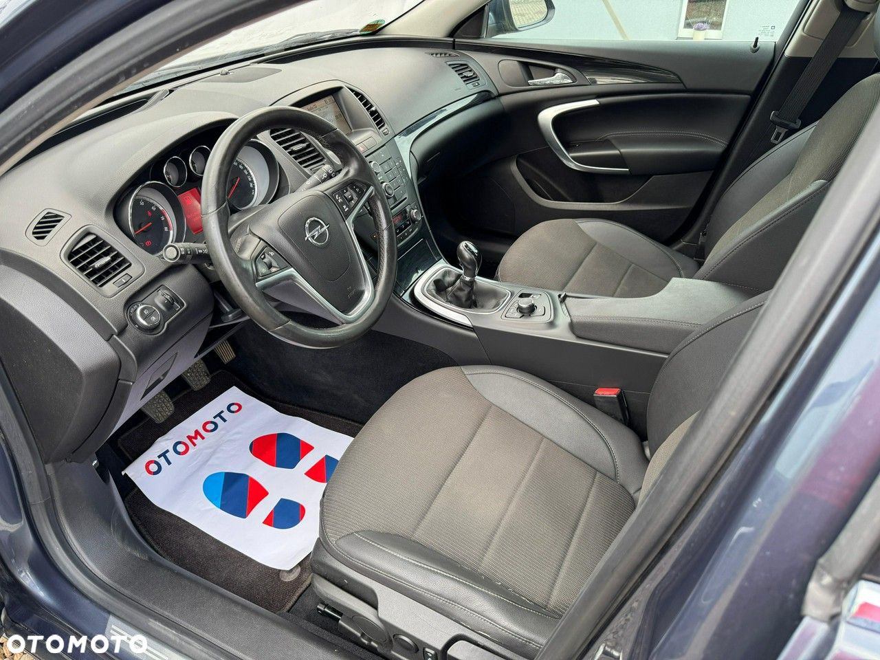 Opel Insignia - 21