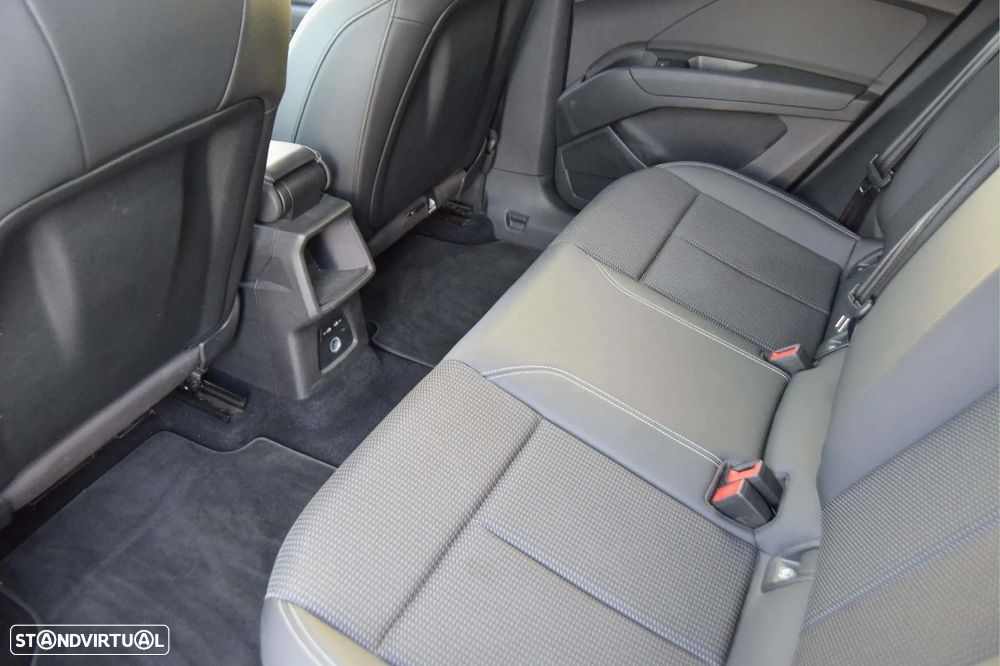 Audi Q4 e-tron 45 82 kWh SE Business Plus - 26