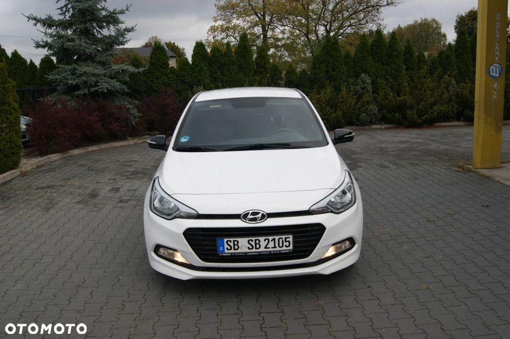 Hyundai i20 1.2 Passion - 24