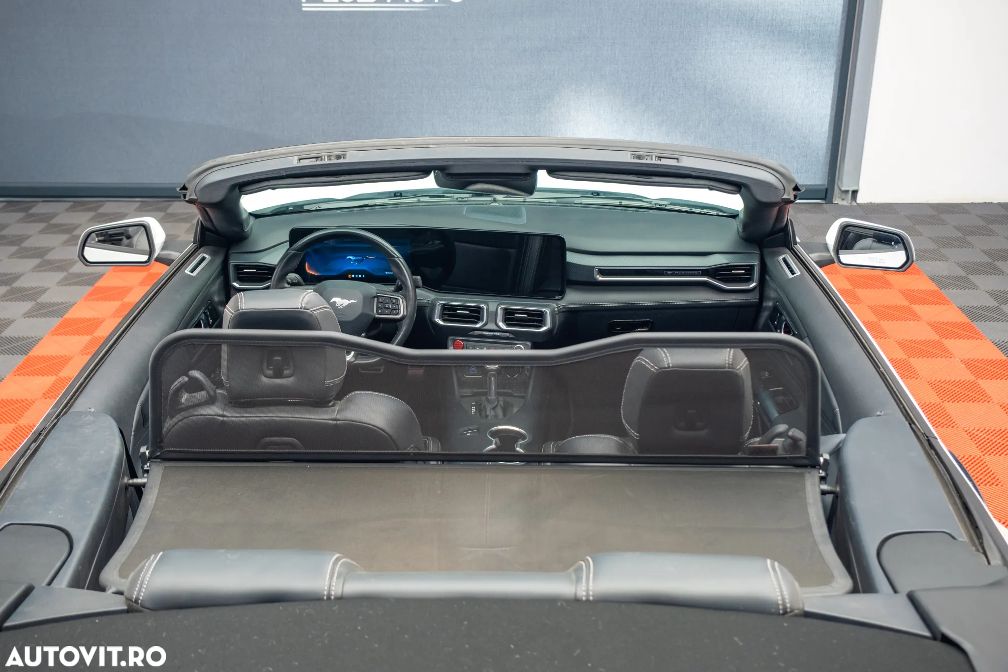 Ford Mustang Cabrio 2.3 Eco Boost - 19