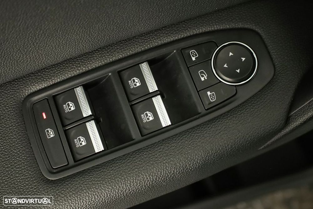 Renault Captur 1.0 TCe Techno Bi-Fuel - 22