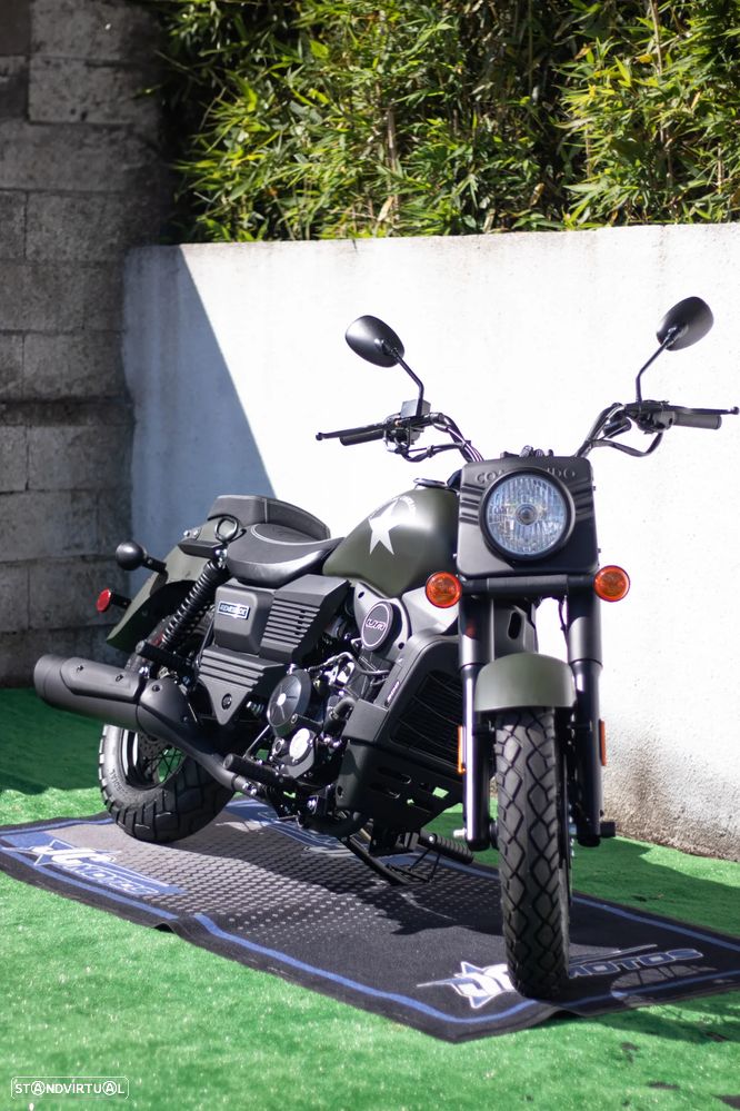 UM Renegade Comando - 11