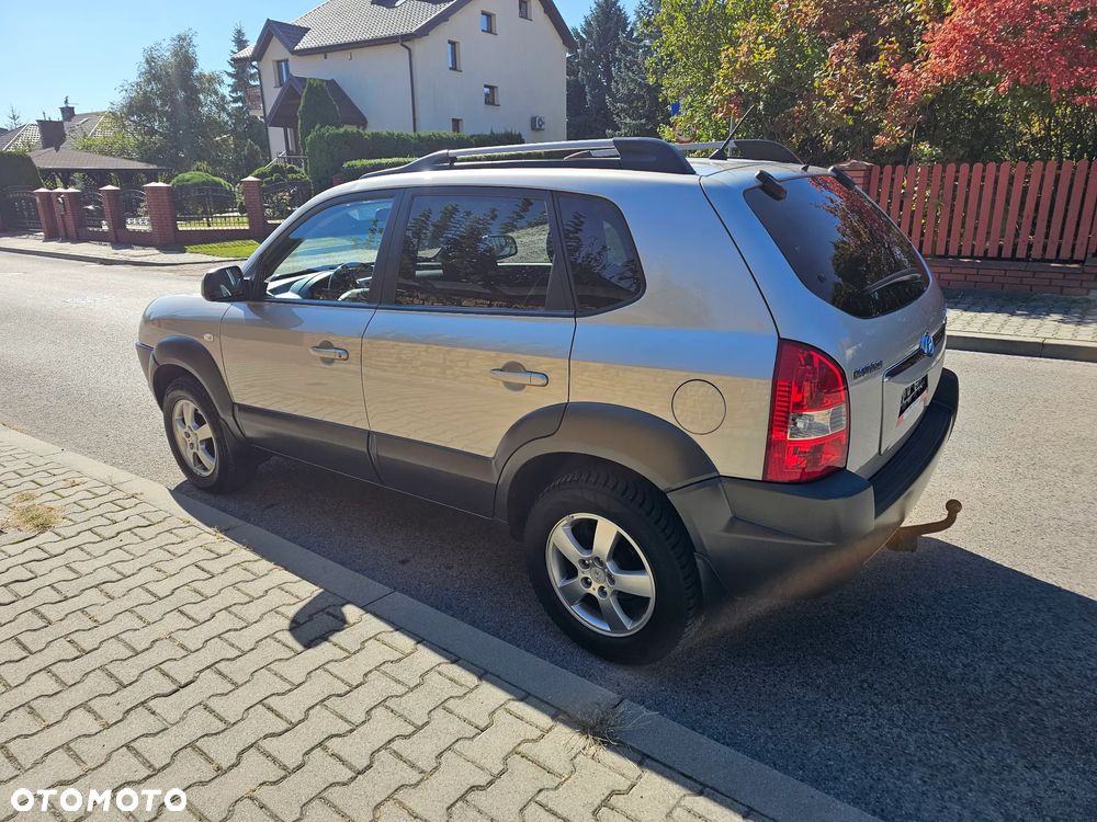 Hyundai Tucson 2.0 CRDi VGT 2WD Automatik GLS - 8