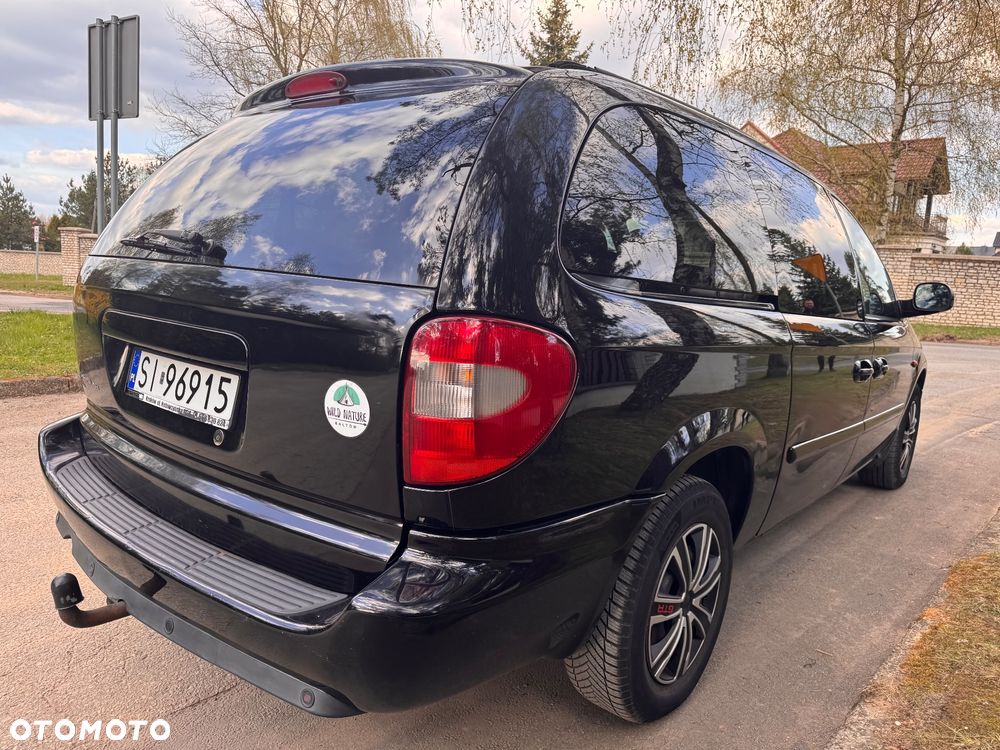 Chrysler Grand Voyager 3.3 LX - 9