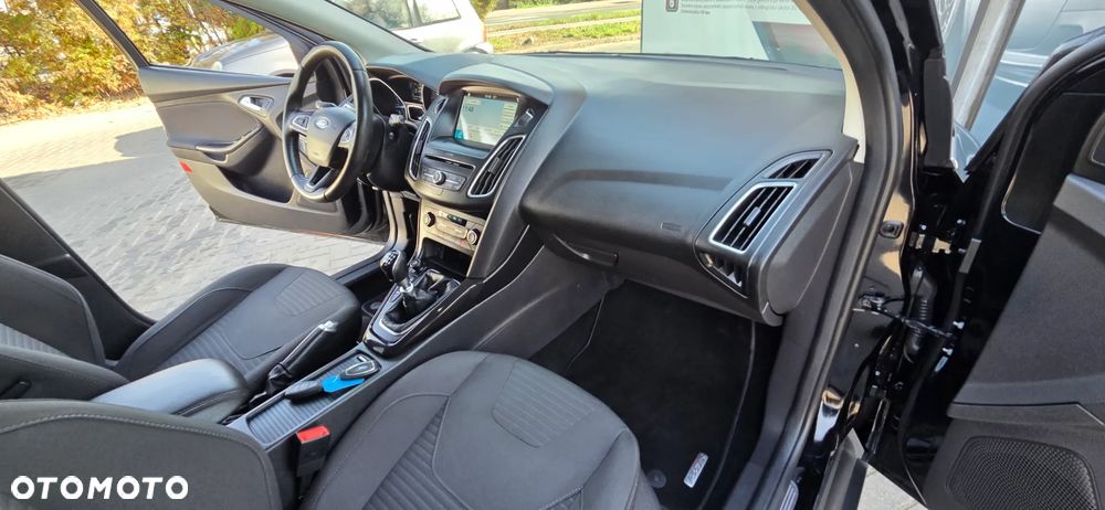 Ford Focus 1.5 TDCi DPF Start-Stopp-System Titanium - 38