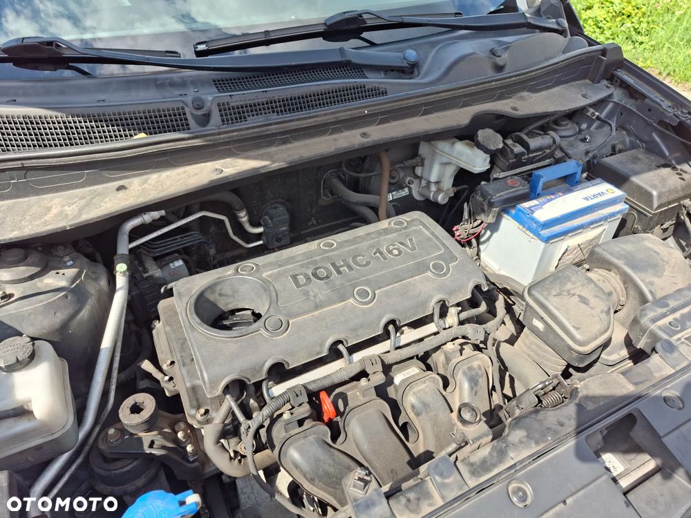 Kia Sportage 2.0 S 2WD - 25