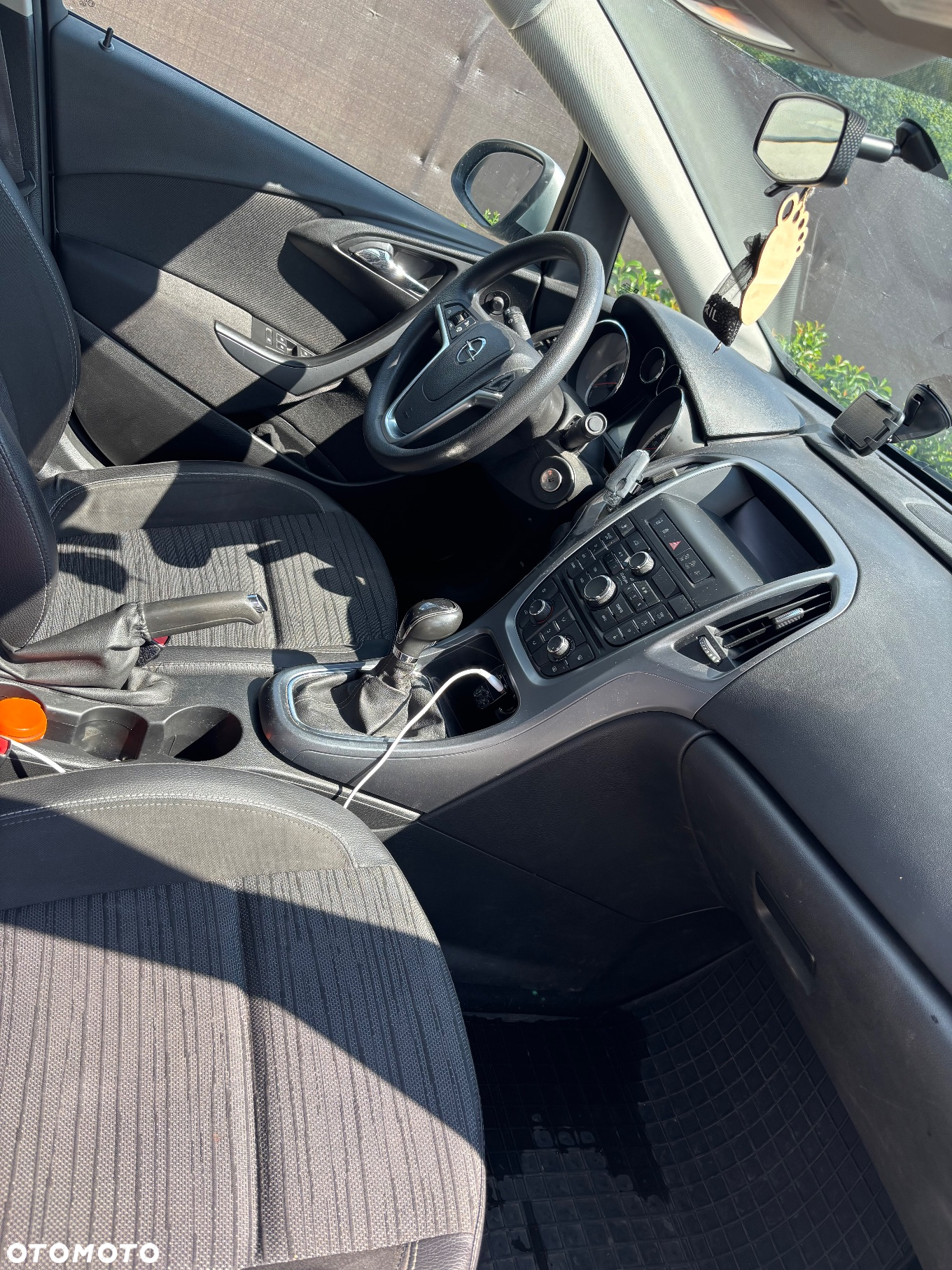 Opel Astra IV 1.4 T Essentia EU6 - 11
