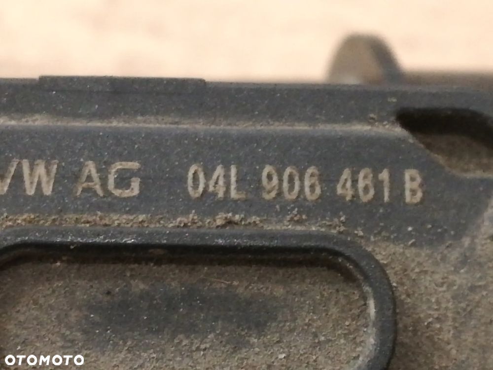 VW Polo GTI 18r PRZEPŁYWOMIERZ 04L906461B - 2