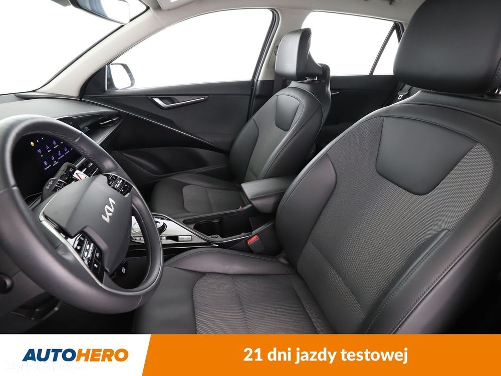 Kia Niro e-Niro 64kWh XL - 10