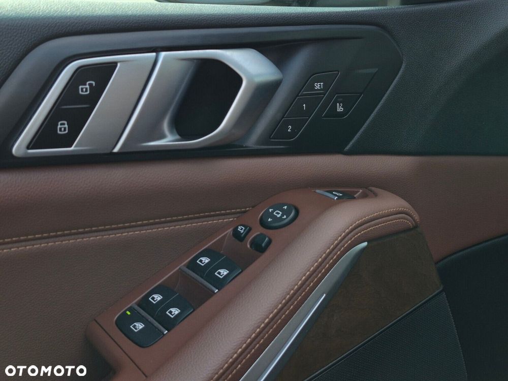 BMW X5 - 22