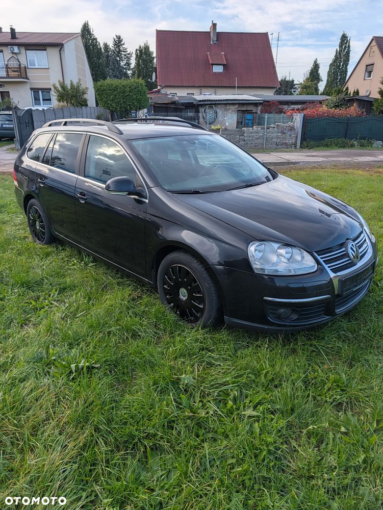 Volkswagen Golf - 3