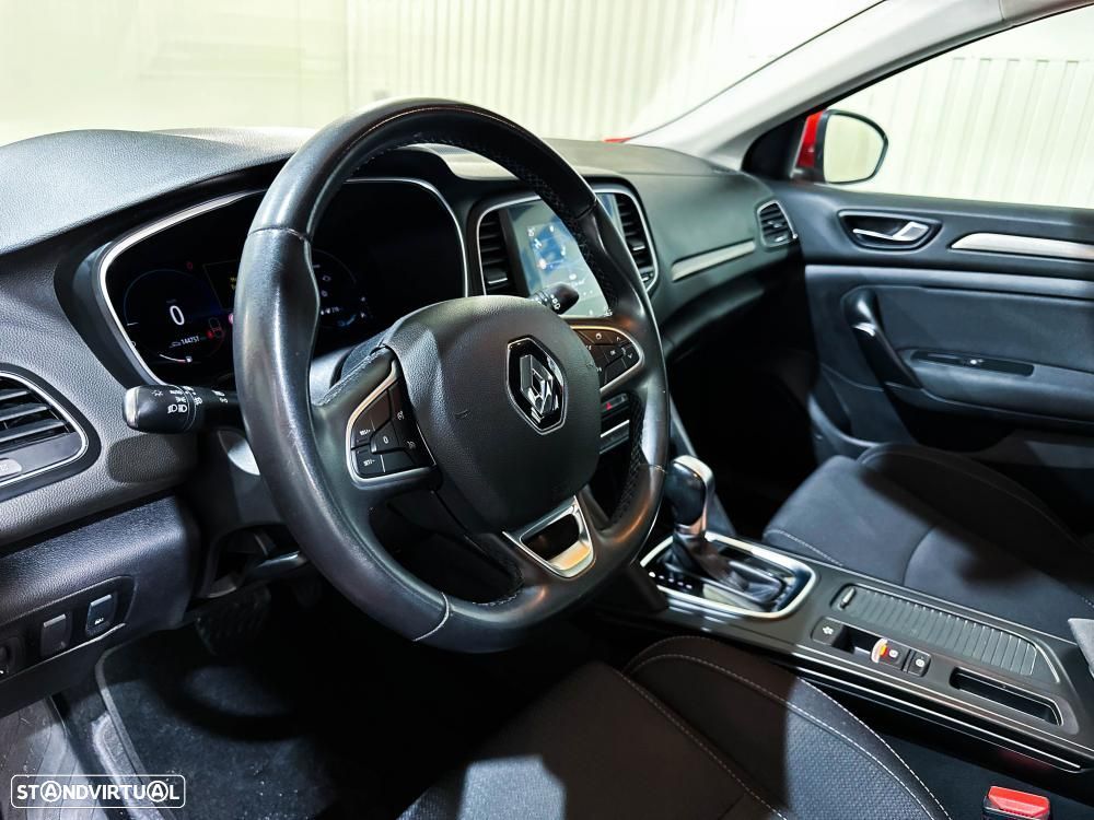 Renault Mégane 1.6 Plug-In Limited - 19