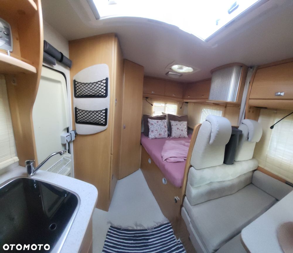 Ford Transit  chellenger - 11