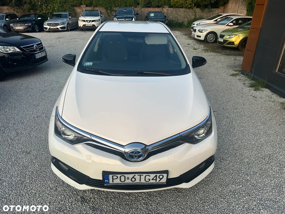 Toyota Auris Hybrid 135 Premium - 12