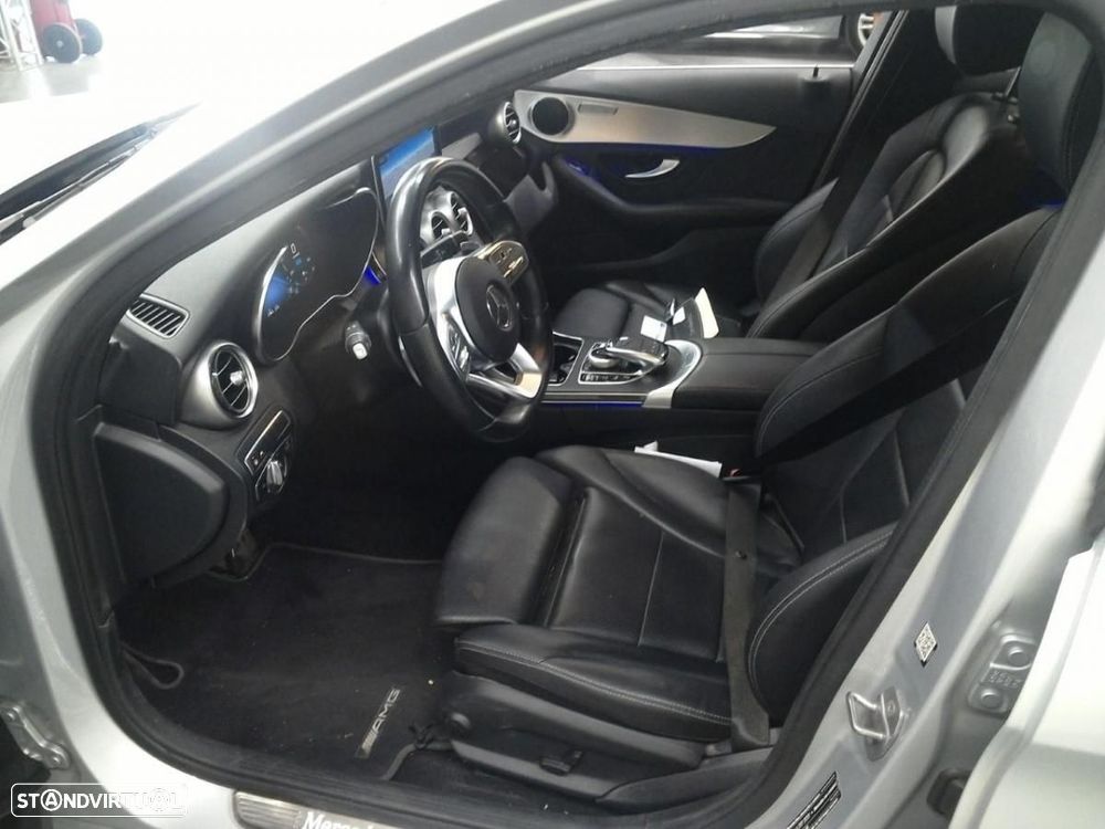 Mercedes-Benz C 300 de AMG Line - 6