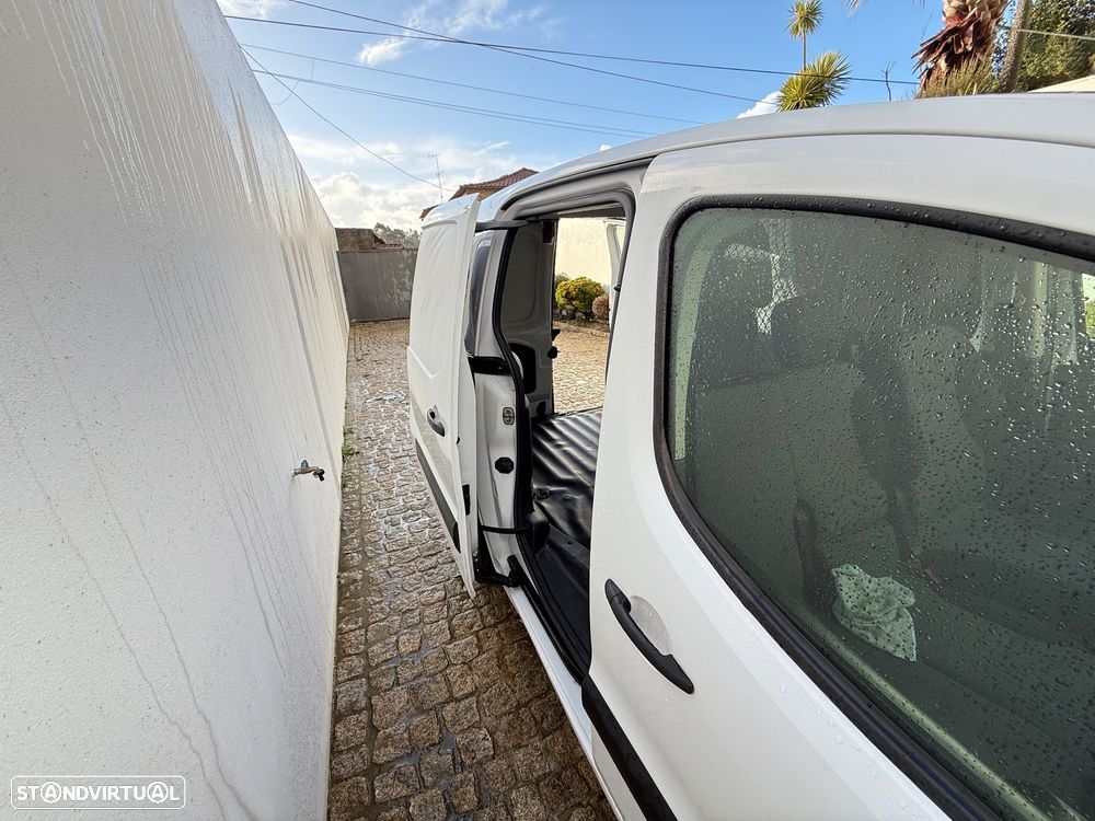 Peugeot Partner - 10