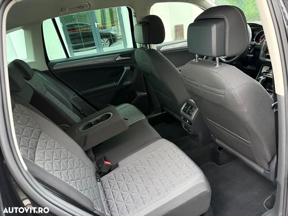 Volkswagen Tiguan - 9