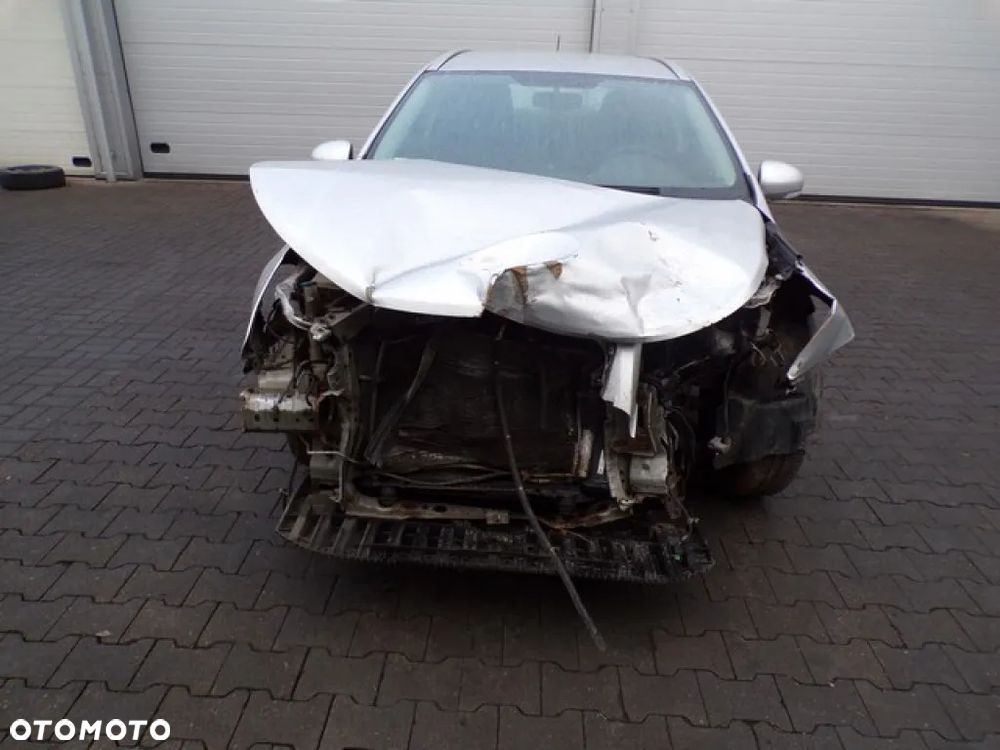 Części - Toyota Avensis T27 1.8 VVTi VALVEMATIC KOMBI 10R - 2