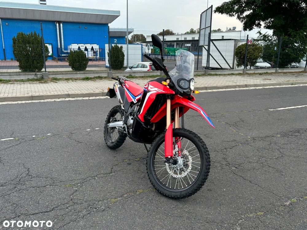 Honda CRF - 9