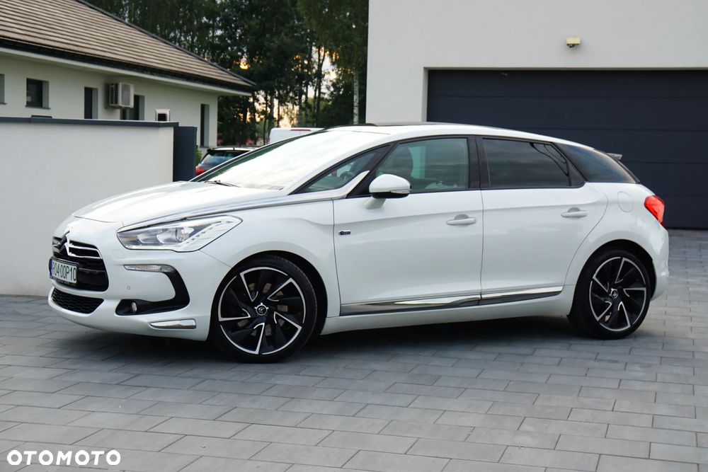 Citroën DS5 HDi 165 SportChic - 8