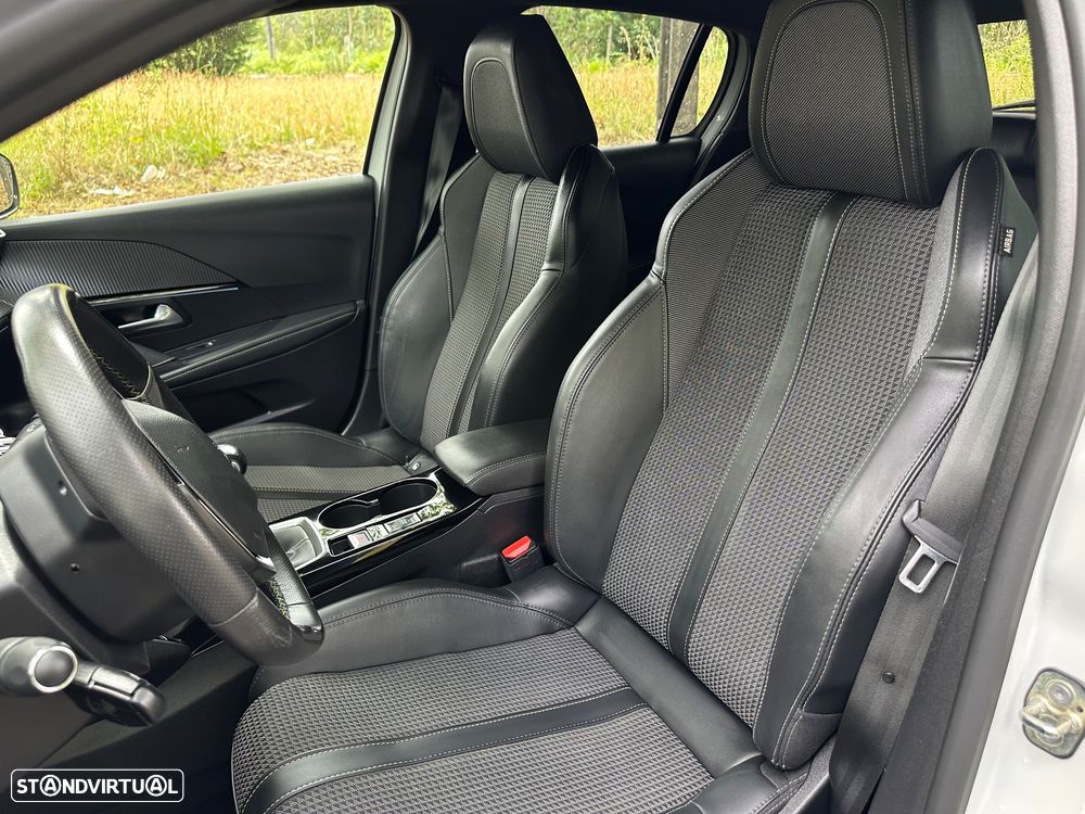 Peugeot 208 1.5 BlueHDi GT - 26