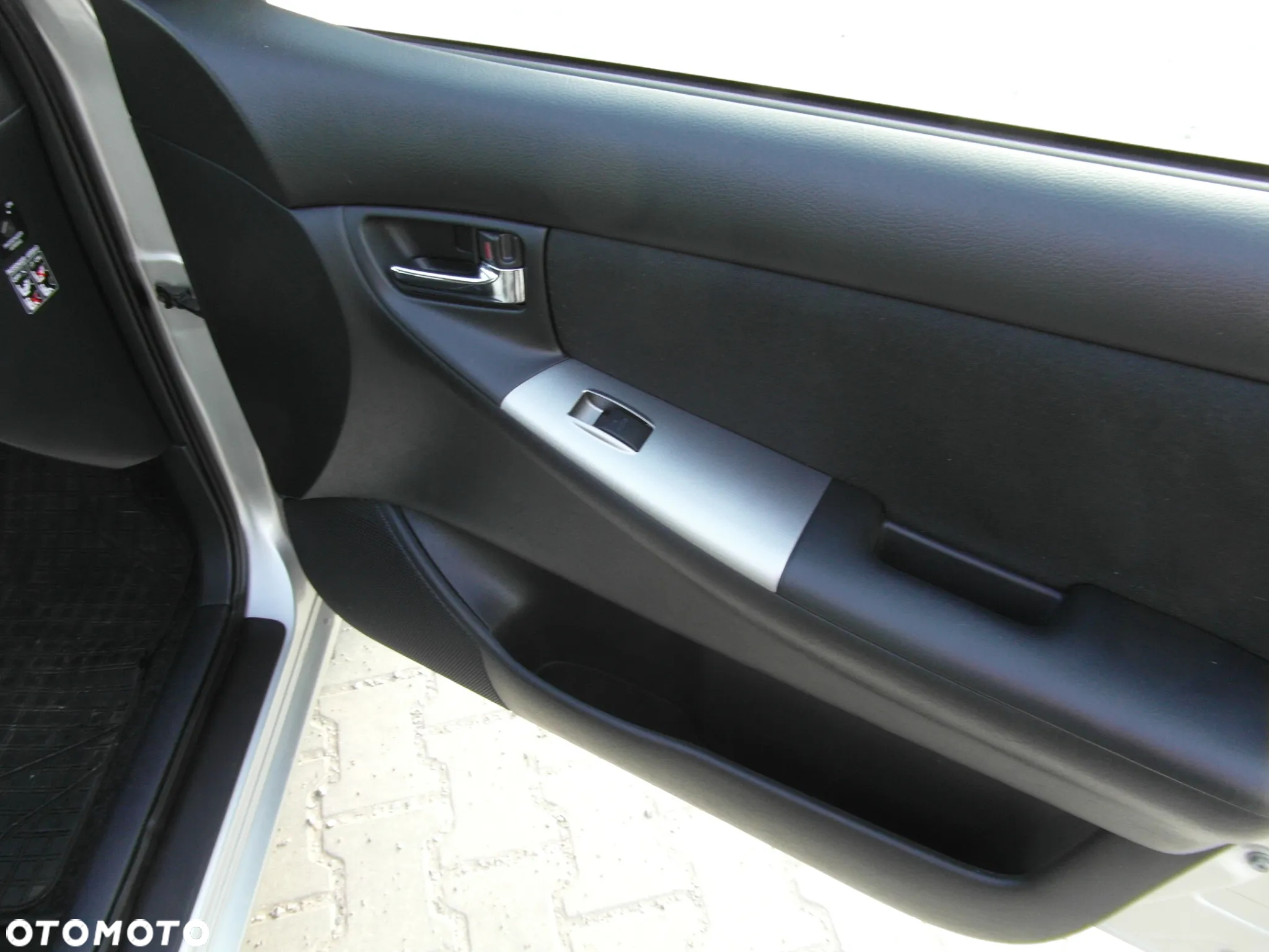 Toyota Corolla 1.6 VVT-i Automatik Edition - 28