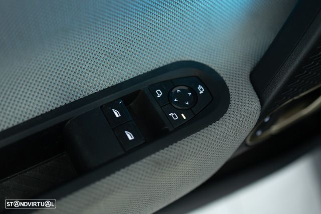 MINI 3 Portas Cooper SE Favoured M - 31