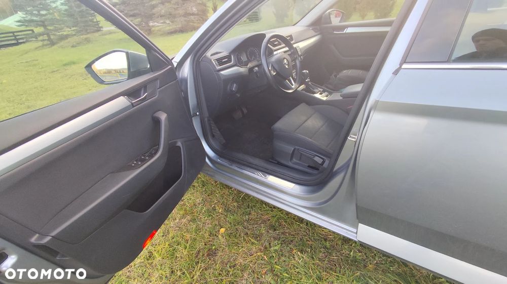 Skoda Superb 1.4 TSI ACT Ambition DSG - 14