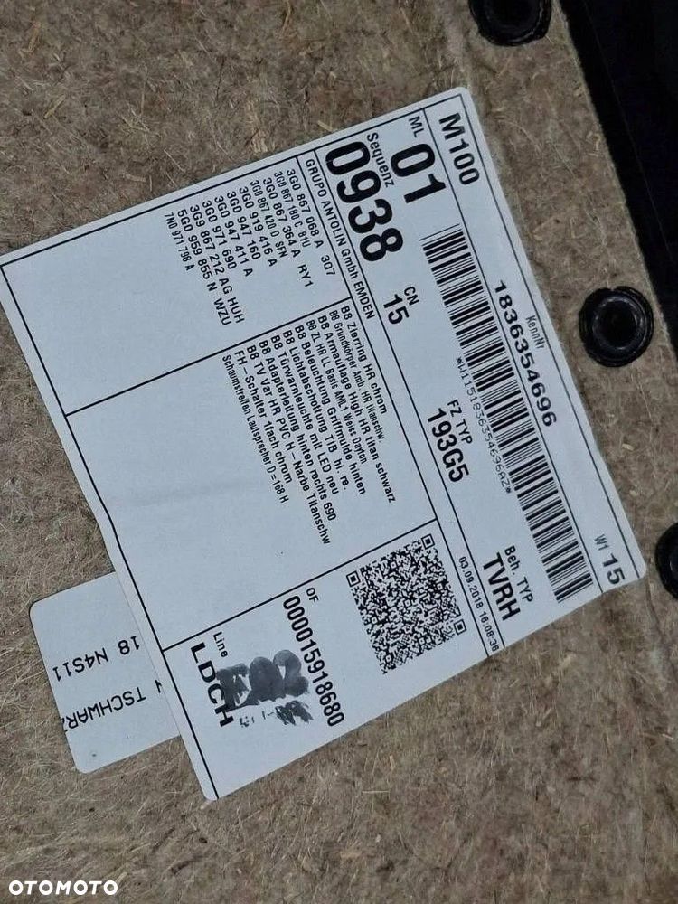 VW PASSAT B8 2019 Kombi Boczek drzwi tylnych prawy skóra LED 3G5867212 - 12
