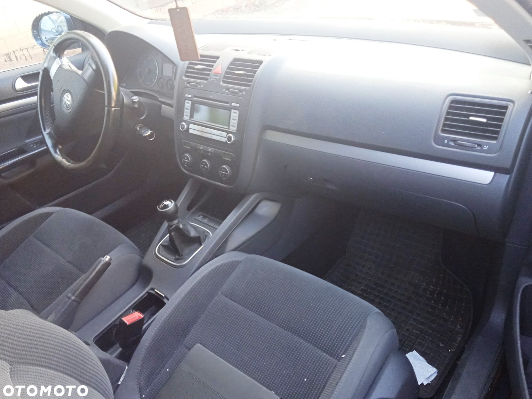Na części VW Golf V kombi 1.9 TDI lakier LC5F silnik BLS skrzynia JCR - 13